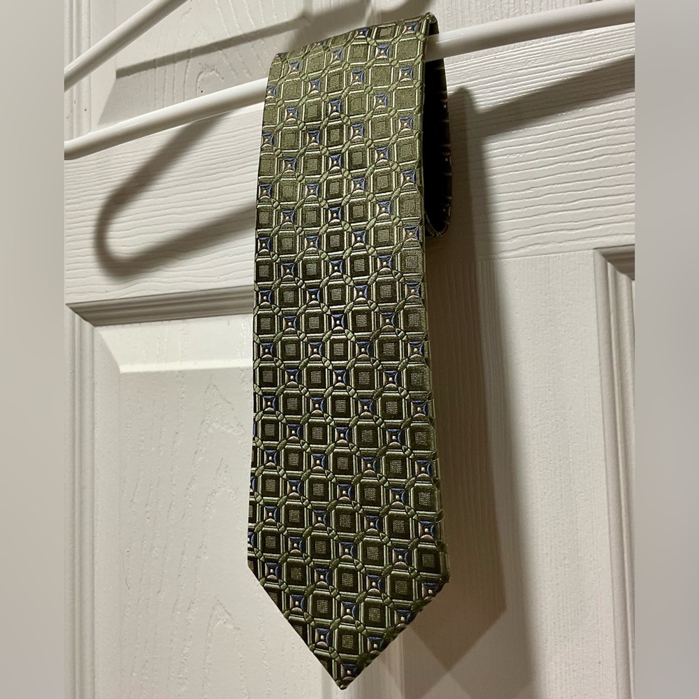 Geometric Patterned Green and Blue Tie